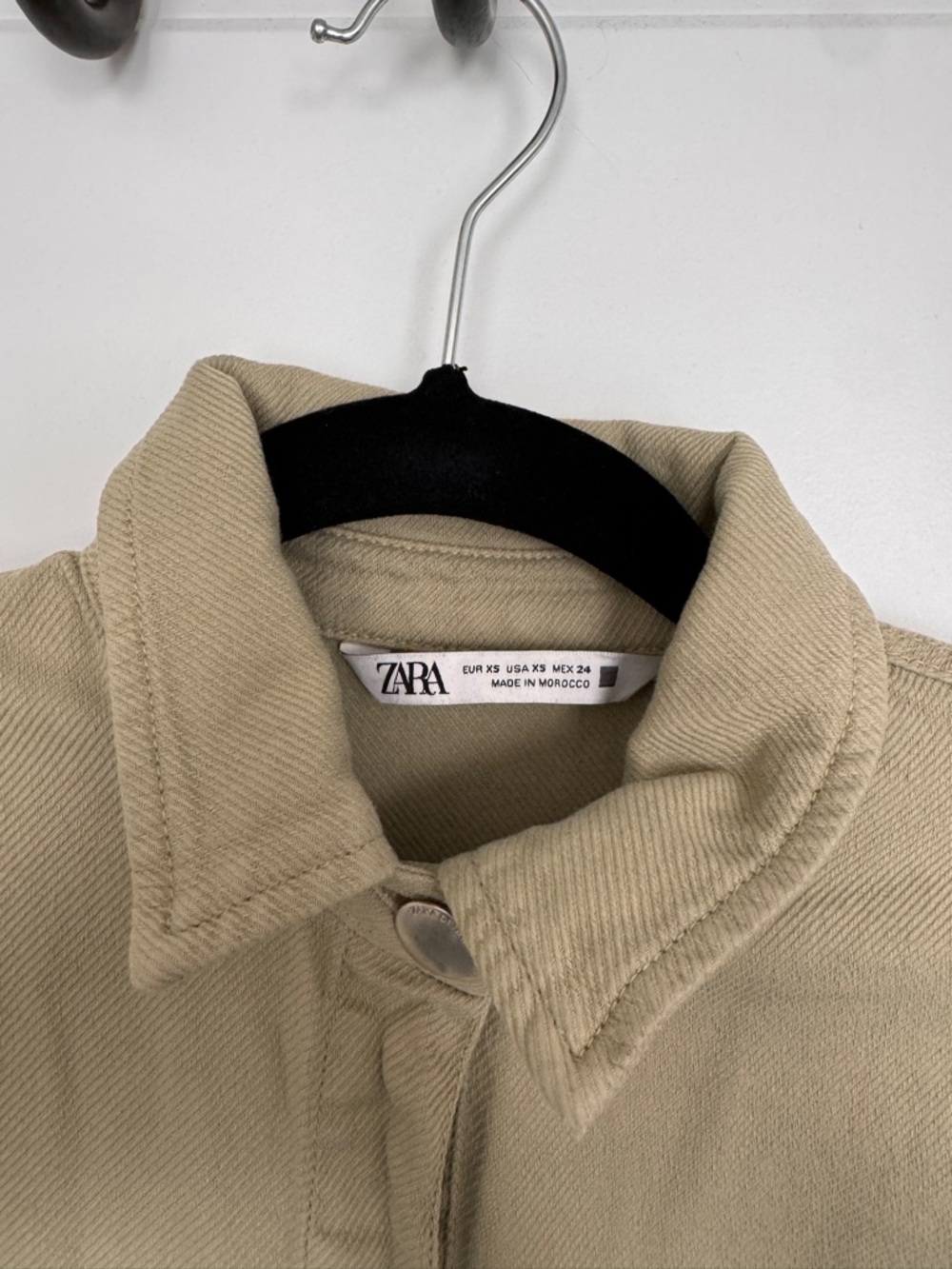 Zara Beige Collared Button-Front Jacket - Picture 2 of 2